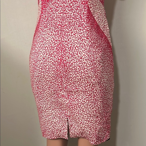 ESCADA orchid print silk sheath dress short Sleeve lined Size 36 (6) - Picture 12 of 15